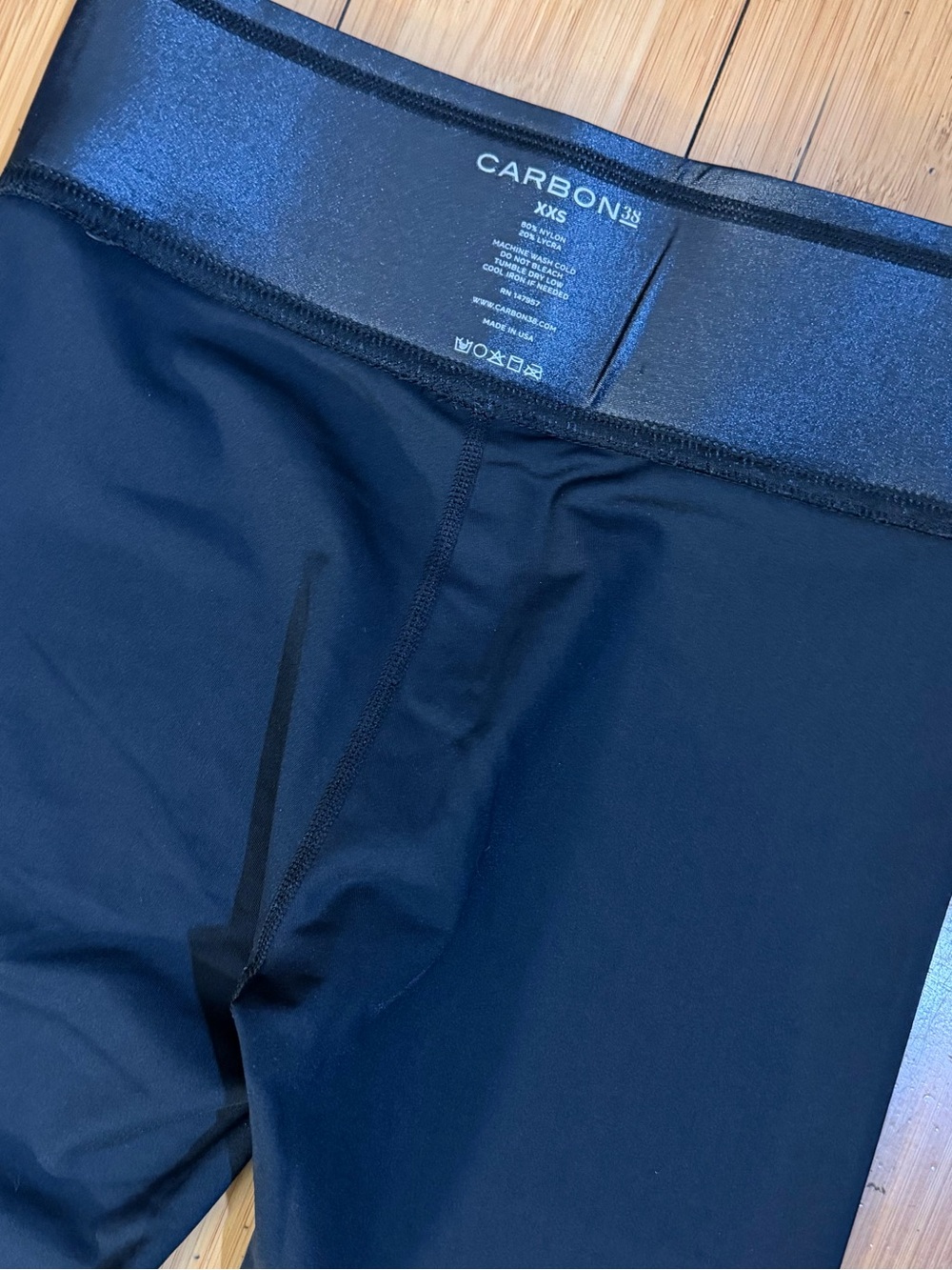 Carbon38 High Rise Biker Short In Takara Shine Black Size XXS - Picture 7 of 14